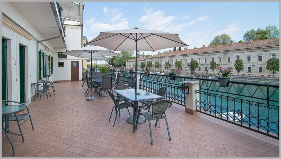 Acqua Verde Appartamenti Peschiera del Garda Eksteriør billede