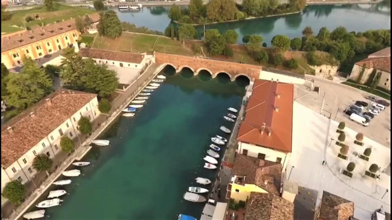 Acqua Verde Appartamenti Peschiera del Garda Eksteriør billede